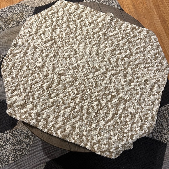 Handmade Bernat Baby Blanket - Picture 2 of 8